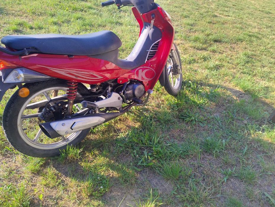продавам мотопед Кимкo Нексон 50