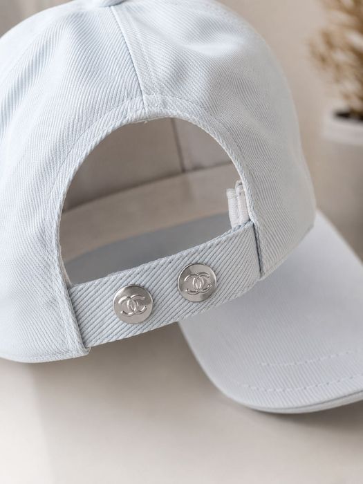 CHANEL шапка с козирка