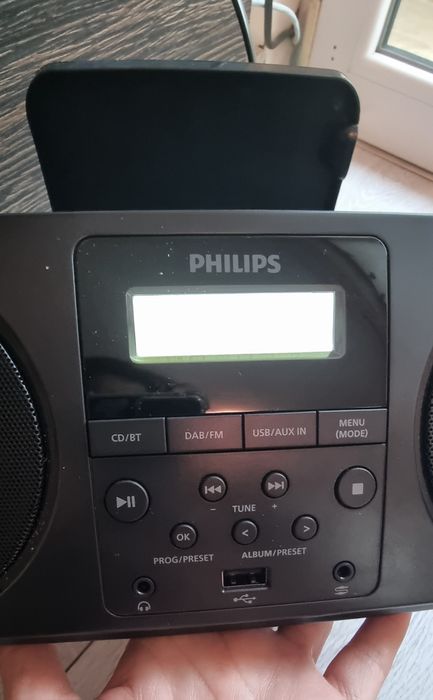 Радио касетофон Philips