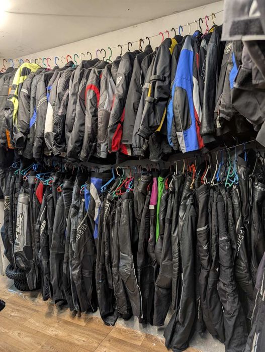 Мото екипировка нова,втора употреба и аксесоари за мотори.