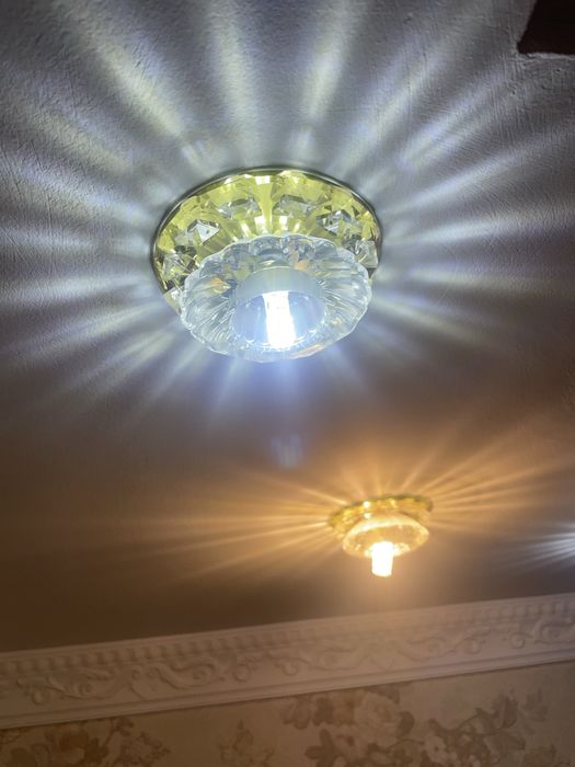 Люстра со спотами в комплекте