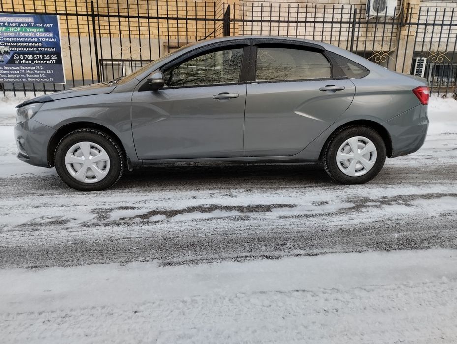 Продам Ладу Весту