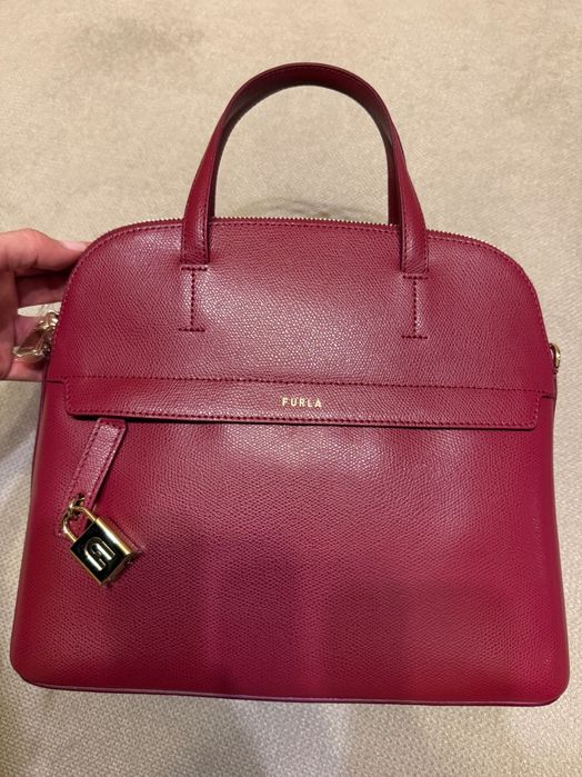 Нова чанта  Furla