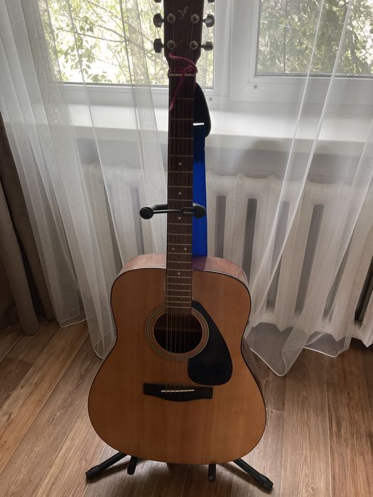 Продам гитару f310 ямаха