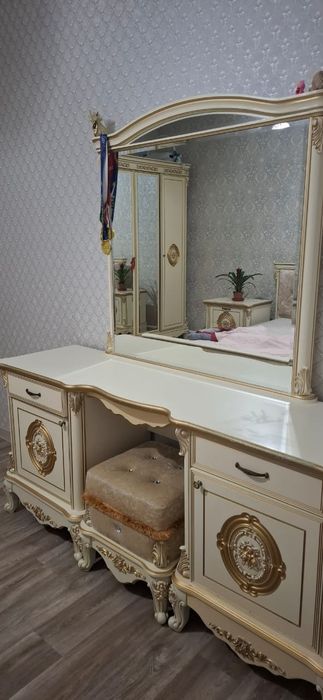 Спальни гарнитур