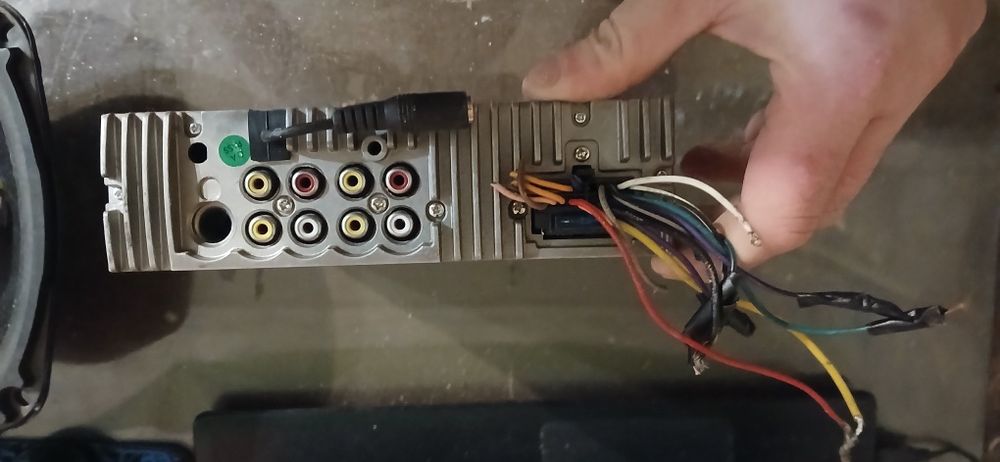 Продам автозвук музыку