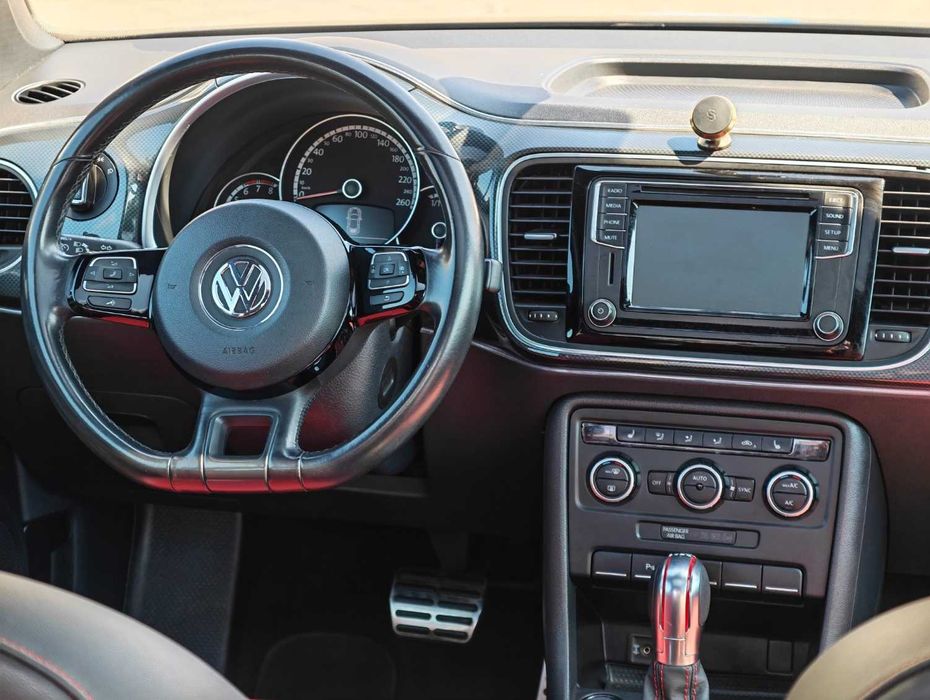 VOLKSWAGEN Beetle 2012 — imagine 5