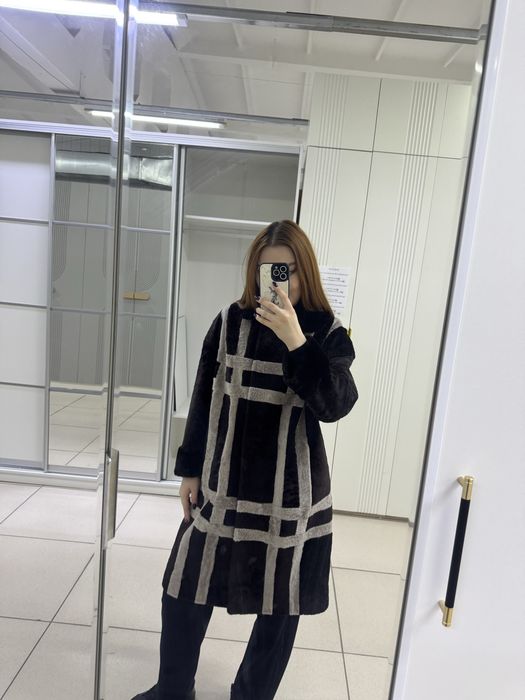 Шуба натуралка (астраган)