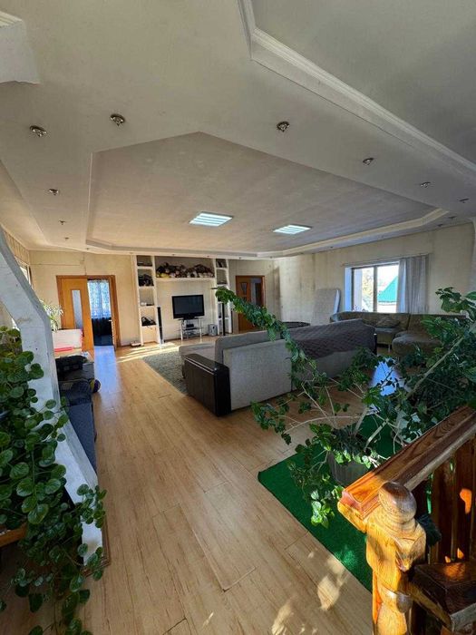 Продам коттедж в соц.городе