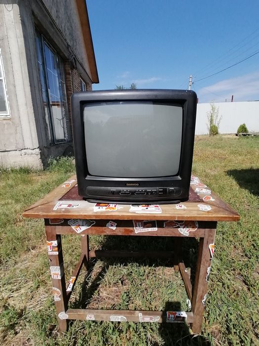 Телевизор продам