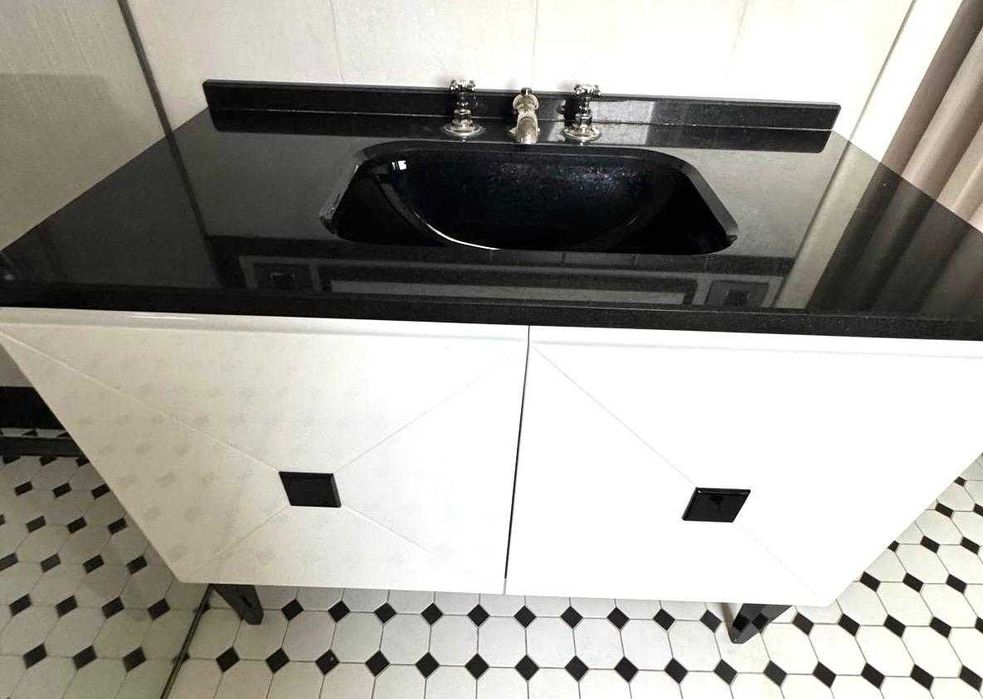 Lavoar granit, baterie, masca si oglinda marca Devon & Devon