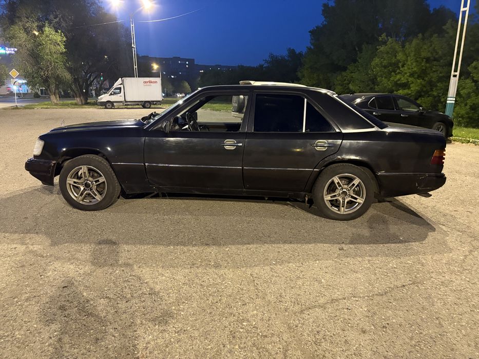 Продам w124 e260