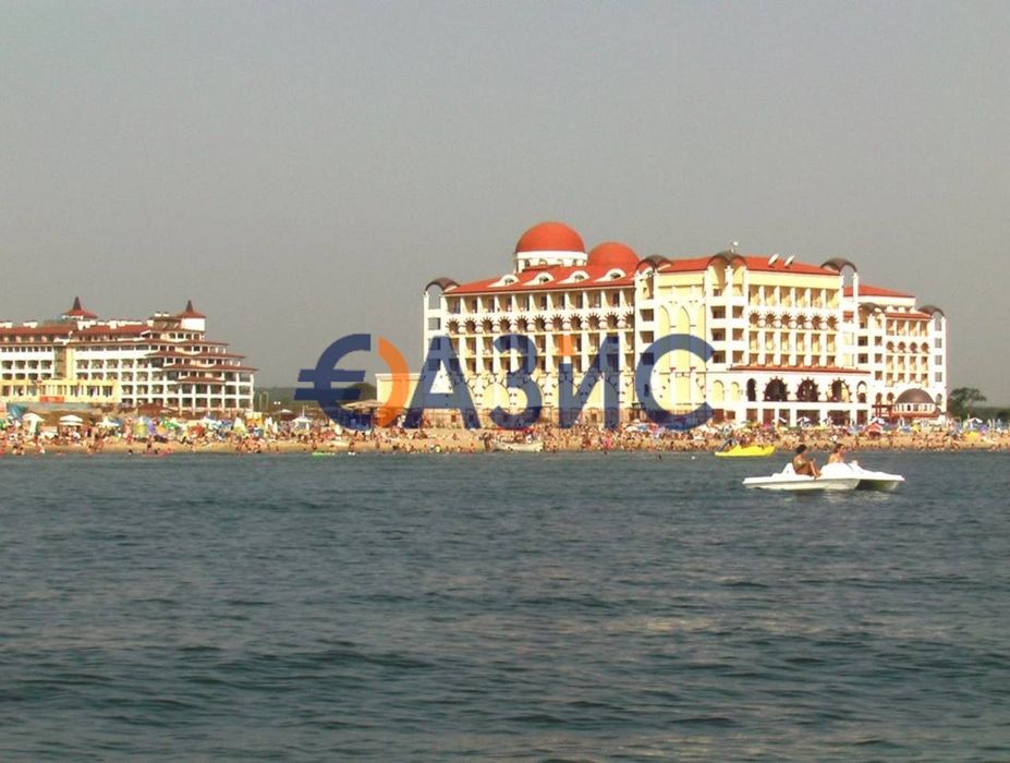 Апартамент с 1 спалня в комплекс "Казабланка", Обзор, България, 70.6