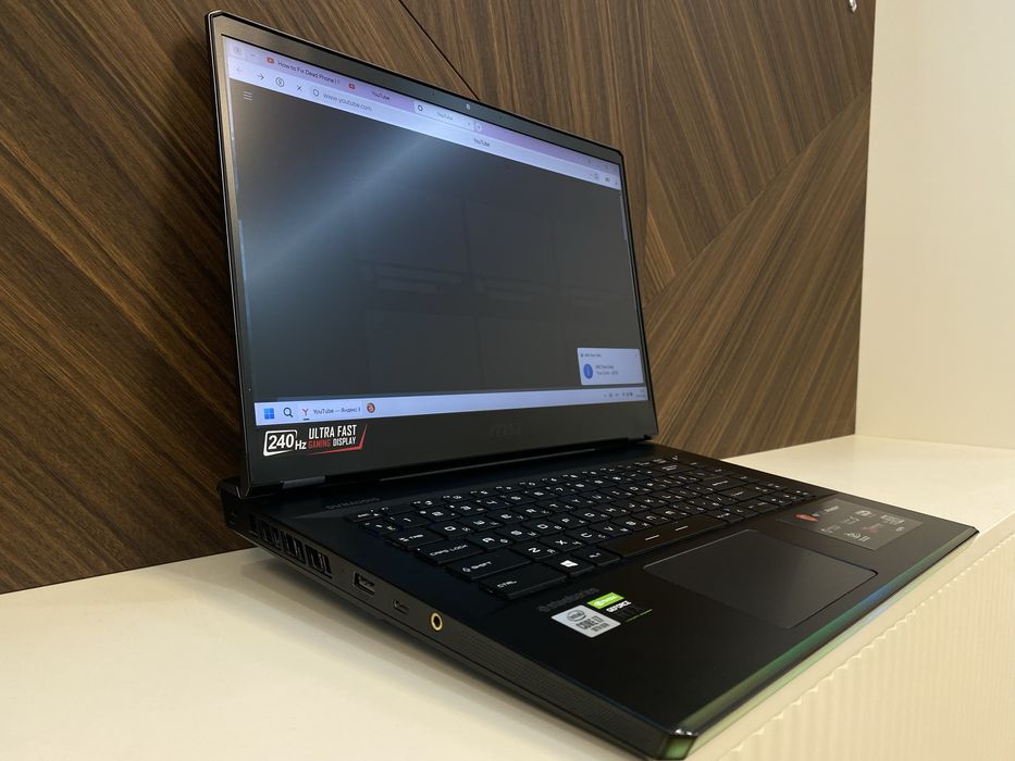 Продам игровой ноутбук MIS