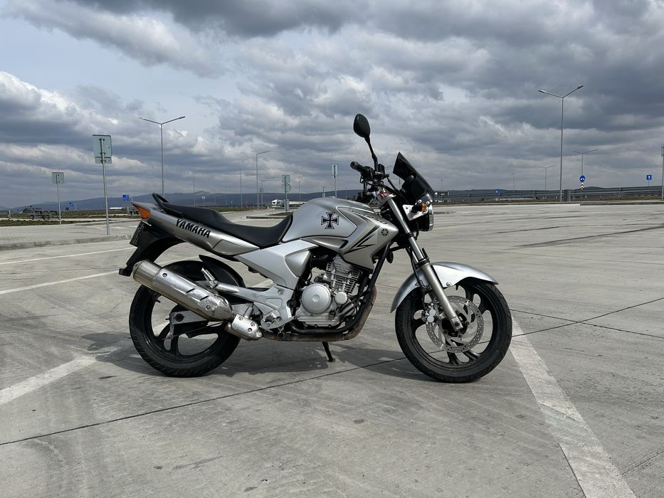 Vand YAMAHA YBR250 2010