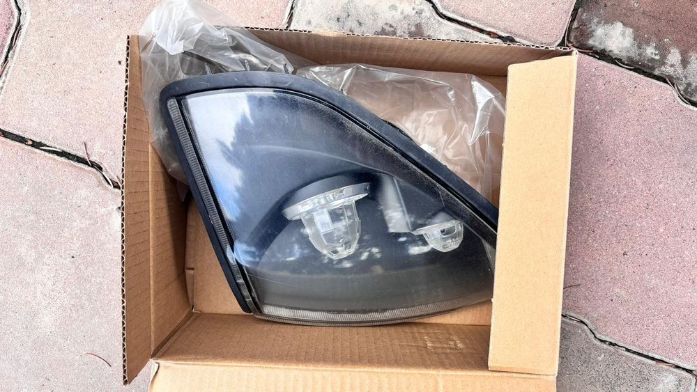 Продам фары прадо 90/95