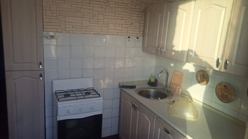 Продам кухонный гарнитур