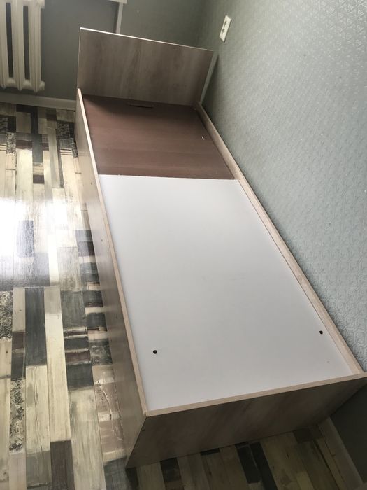 Продам кровать 80*200