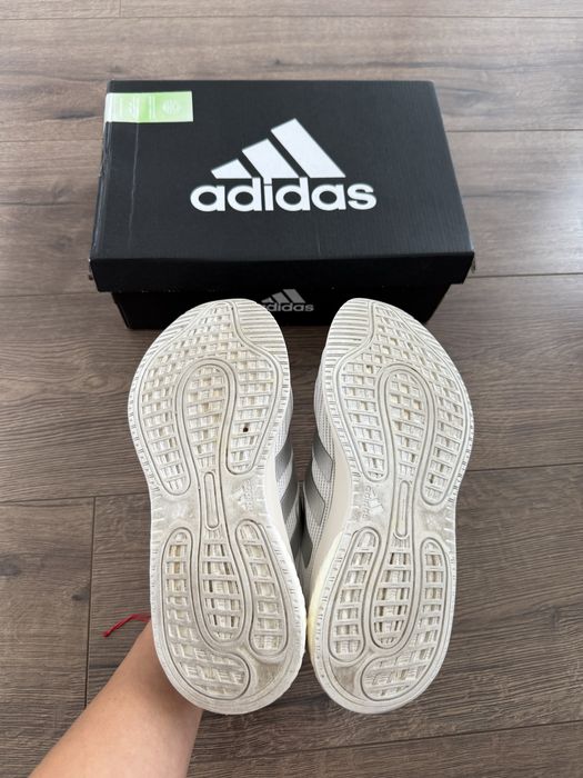 Маратонки Adidas Supernova J 36номер