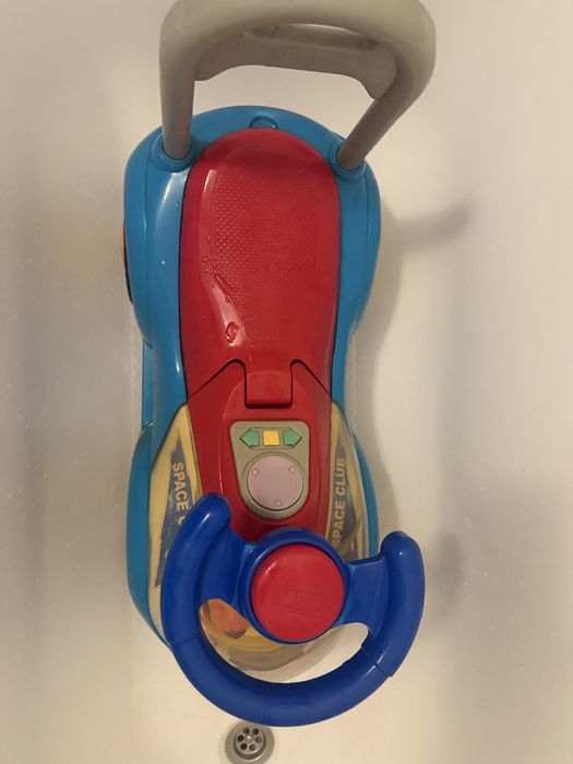 Продам толокар, машинку музыкальную