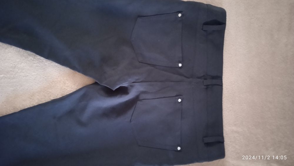 Дамски панталон М/Л размер