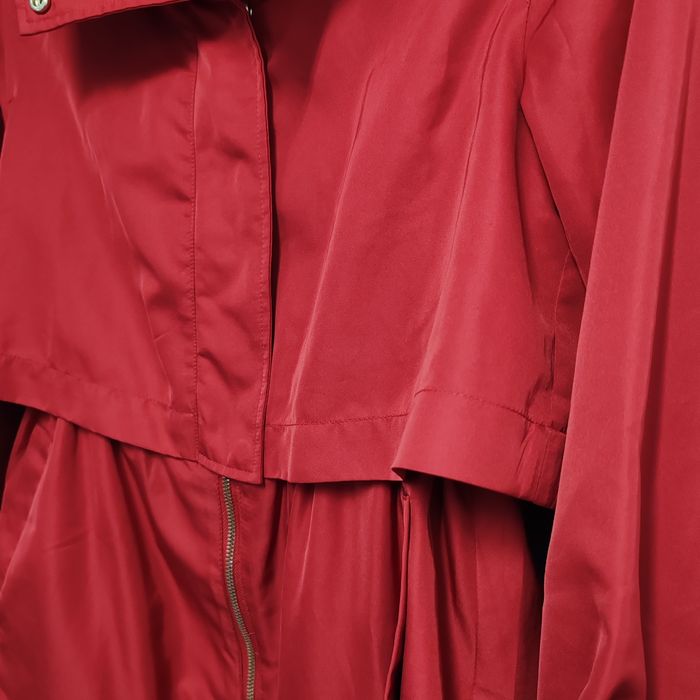 ZARA BASIC – Geacă roșie cu glugă, mărimea XS,