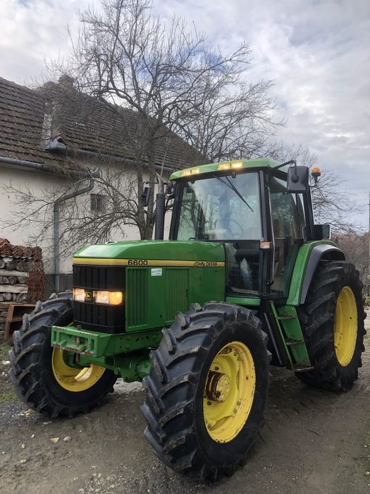 Tractor John Deere 6600