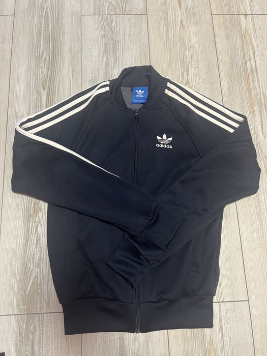 Горнище Adidas. Xs
