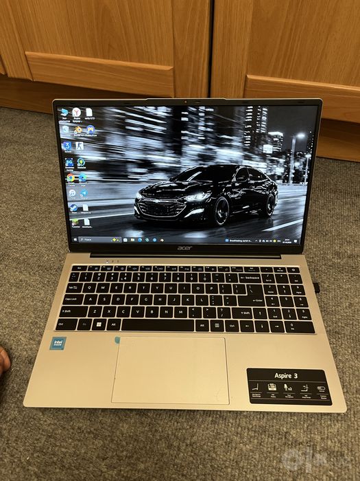 Acer aspire 3 sotiladi yangi va yaxshi holatda