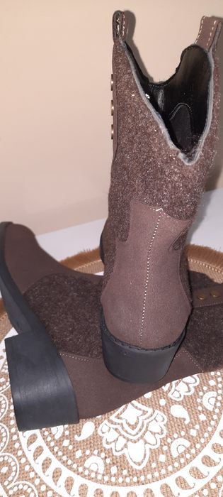 Сапожки демисезонные.