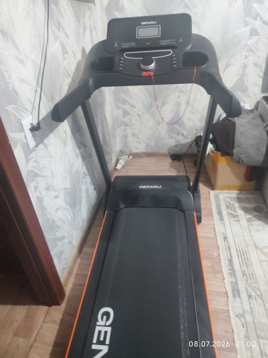 Продам беговую дорожку