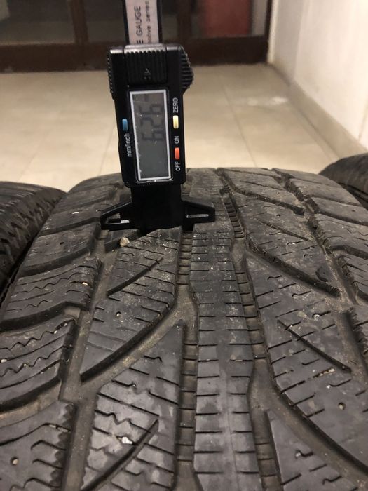 Зимни гуми 215/60/16 Cooper 4бр