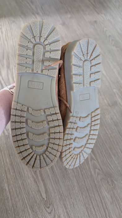 Mocasini maro Zara