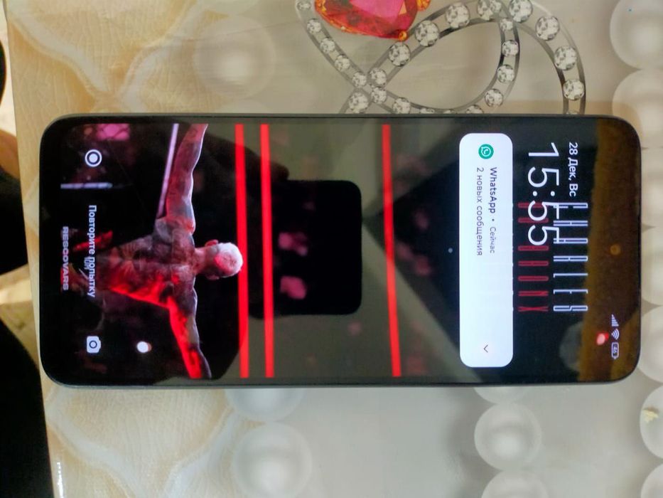 Редми 12 и планшет с айфонами 6 и 7