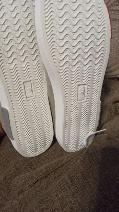 Кросовки (кеды), новый