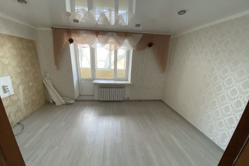 Продам 4-х комн. квартиру !!!