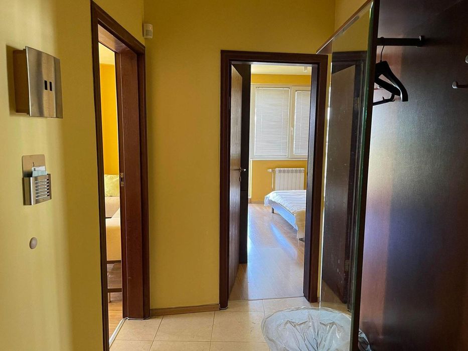 Дава се под наем Двустаен апартамент в София, Хладилника - 75 кв.м за 697.17 € - Снимка #6