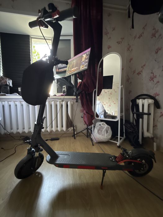 Электросамокат Xiaomi mi electric scooter pro 2 затюнингованный