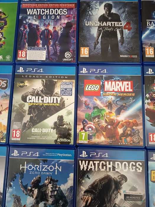 Lot 21 jocuri PS4 in stare foarte buna