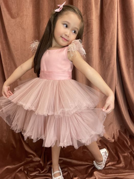 Платья для девочек