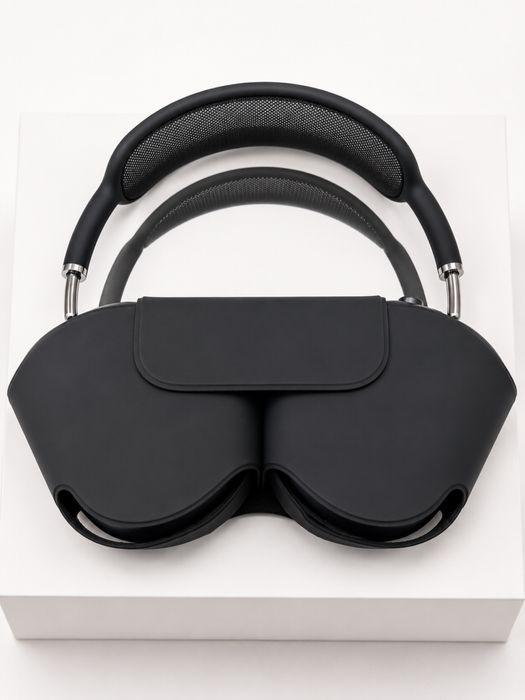 Apple AirPods Max Space Gray