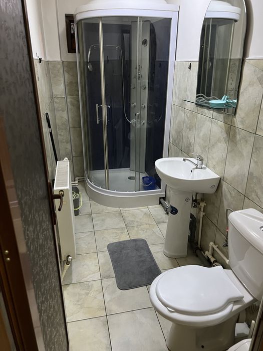 Garsonieră de închiriat