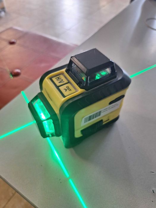 Лазарен нивелир Topmaster