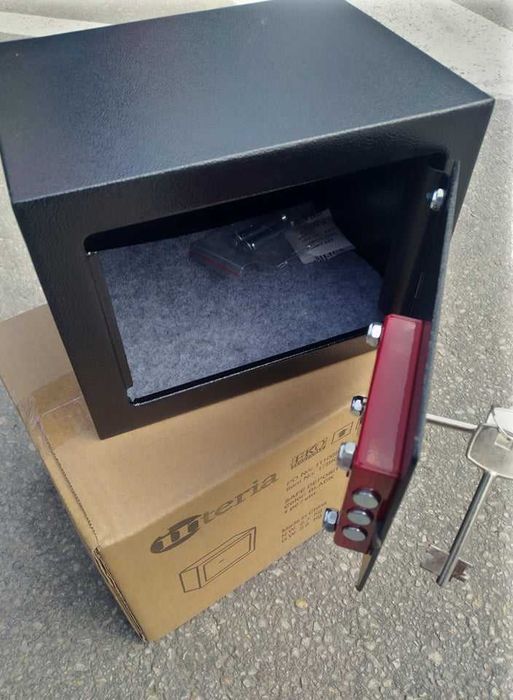 механичен трезор сейф, касa с ключ NEXTOOL външни размери 230х170х170м