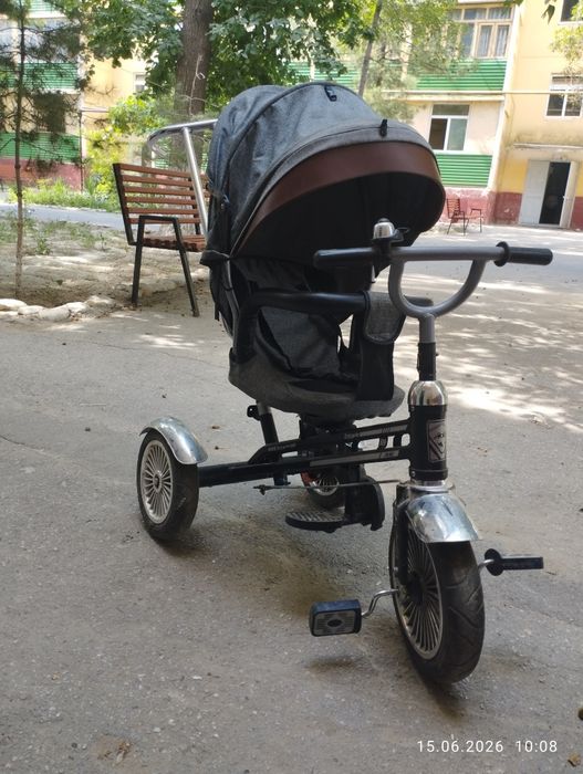 Продается велоколяска