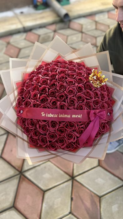 Buchet cu 101 trandafiri din sapun