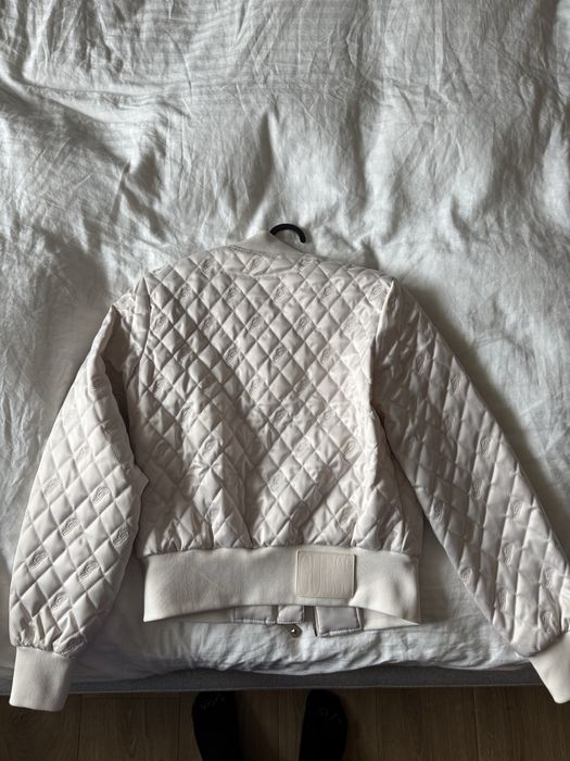 Guess - дамско яке