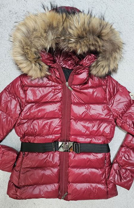 Дамско яке Moncler 100%гъши пух,естествен косъм