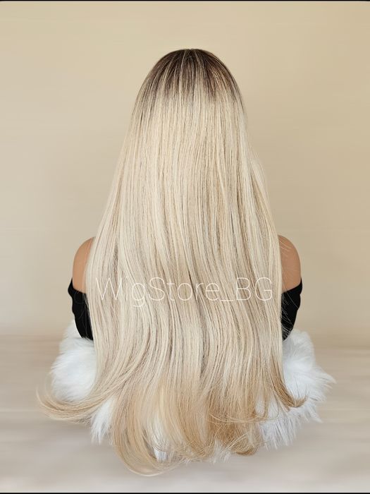 Руса перука средна дължина с бретон