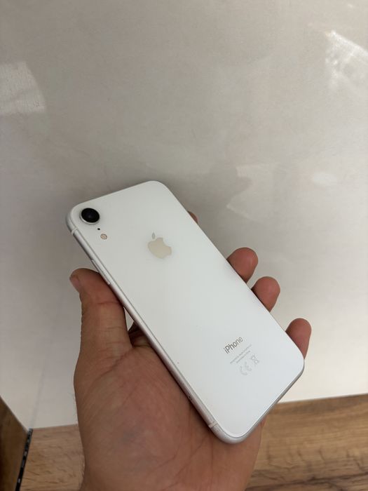 Iphone xr  128g в отличном состояний